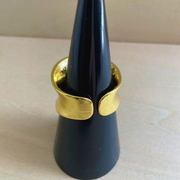 3/$25 Modern Wide Ring - Picture 4 of 6